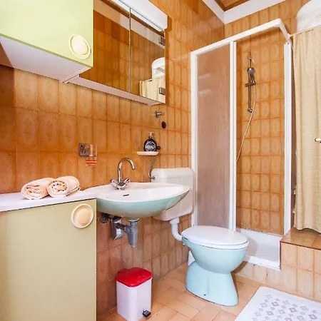 Apartament Armando *